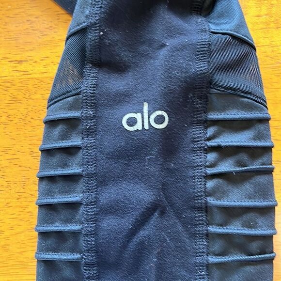 WOMEN’S SMALL ALO YOGA HIGH WAIST MOTO LEGGINGS - Picture 6 of 10